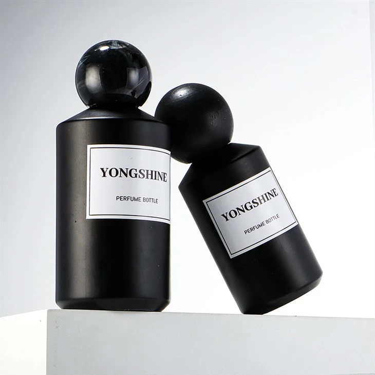 Black Empty Perfume Bottle